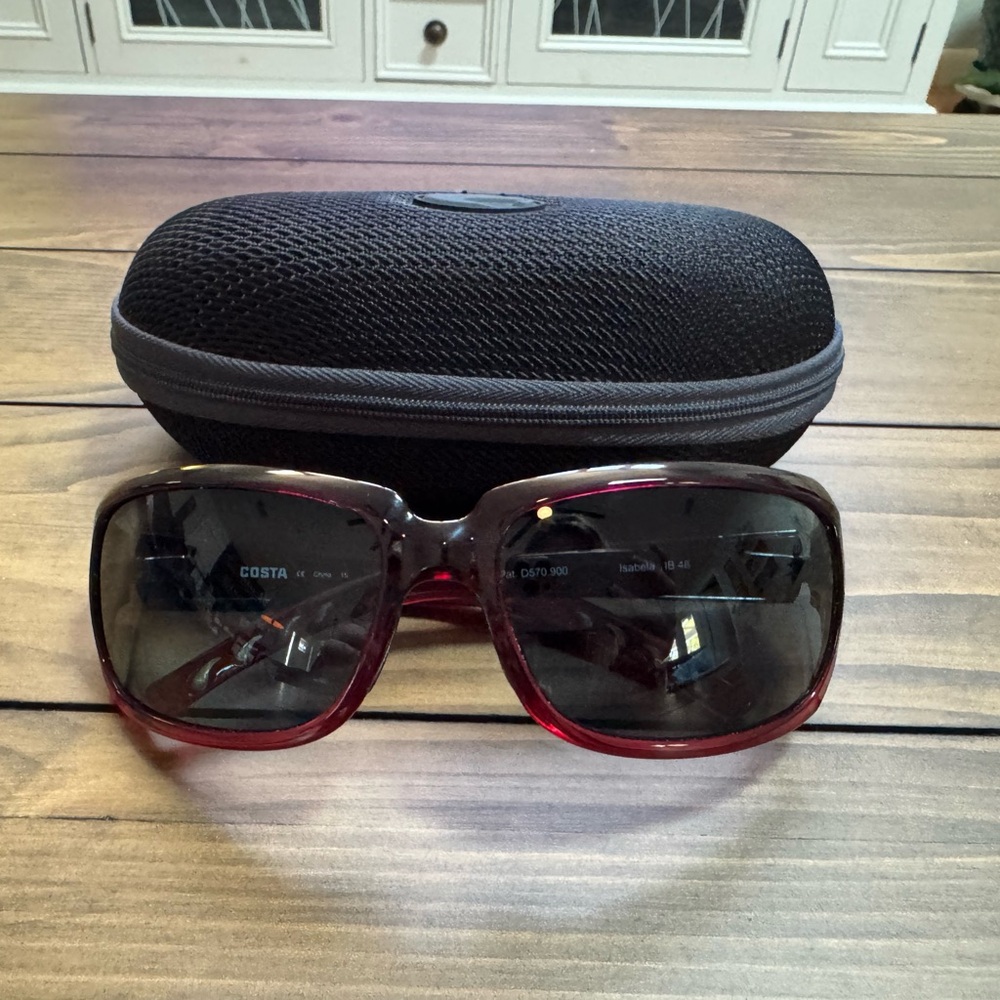 Costa Isabella 580P Polarized Sunglasses with Black Case